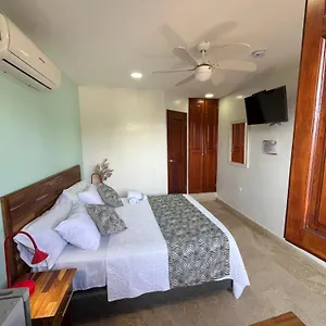 Casa Centenario 3*, Cartagena Colombia